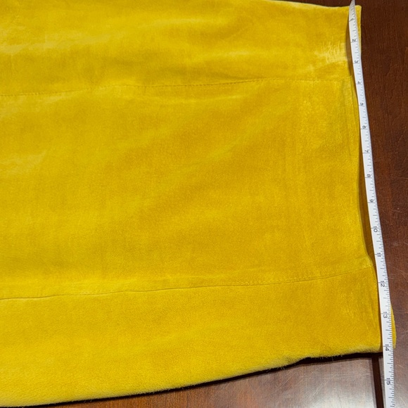 Vintage “Danier Leather” Skirt / Blazer Set - Picture 7 of 16